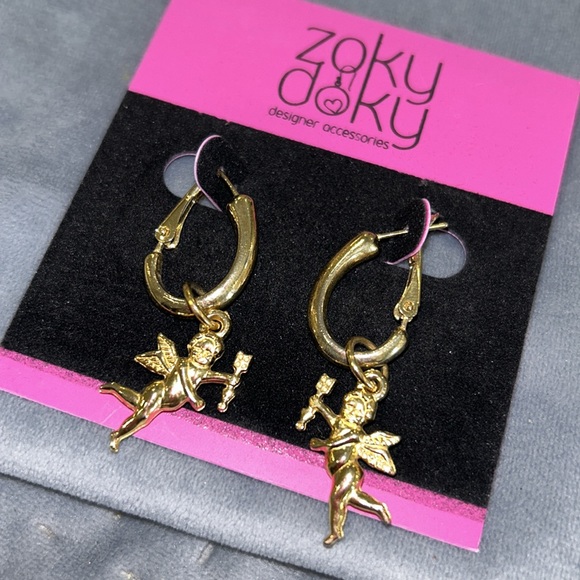 Cherub Charm on 3/4” Elongated Hoop Earrings-boutique - Picture 4 of 6